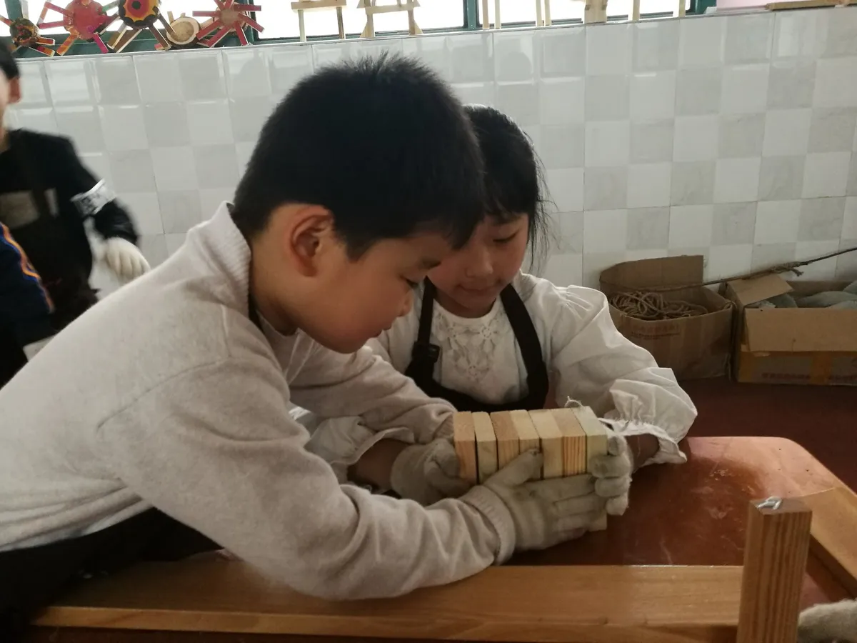 图3 选择一样高的桥墩.jpg