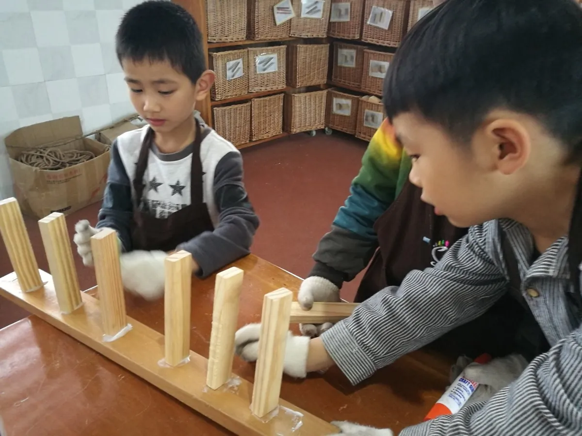 图4 把桥面翻过来粘桥墩.jpg